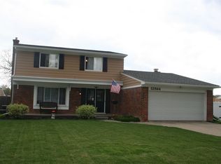 12844 Via Catherina Dr, Grand Blanc, MI 48439