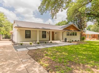 729 Bizerte Ave, Dallas, TX 75224