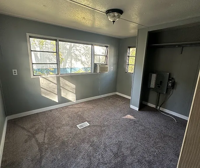 3625 S Douglas Ave #8 — Photo 10