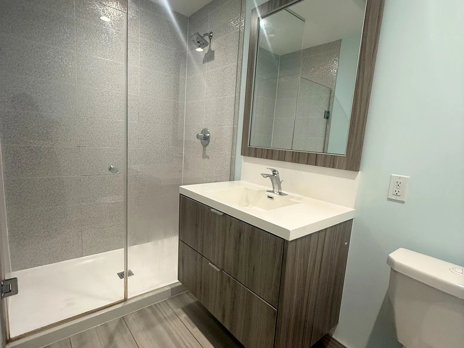 2 bed, $2,750 — Photo 2