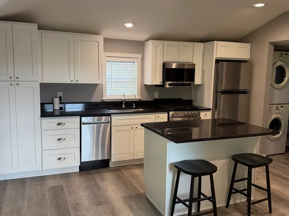 (undisclosed Address), Puyallup, WA 98372