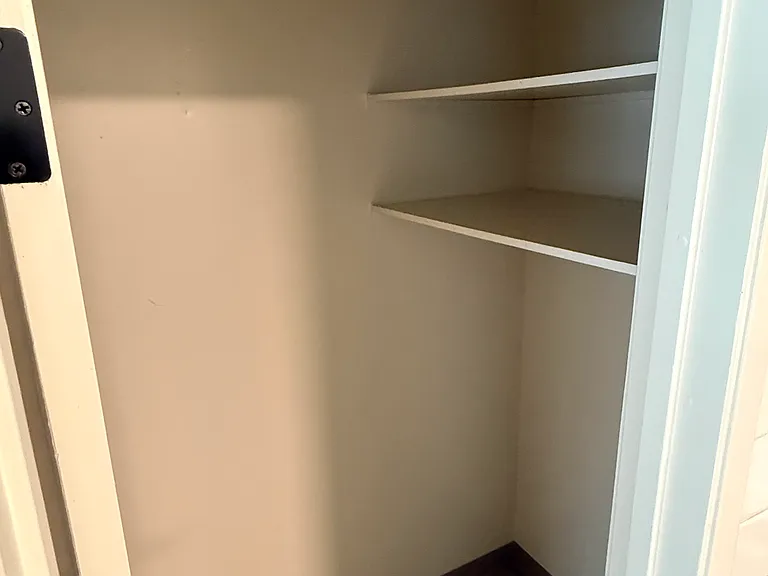 Fernmar Apartments — Photo 14