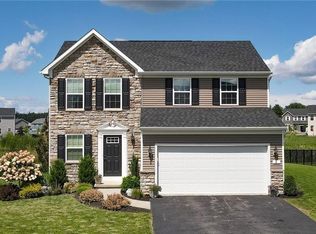 8 Bennington Ln, Lancaster, NY 14086
