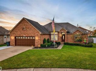 53287 Shawn Dr, Chesterfield, MI 48047