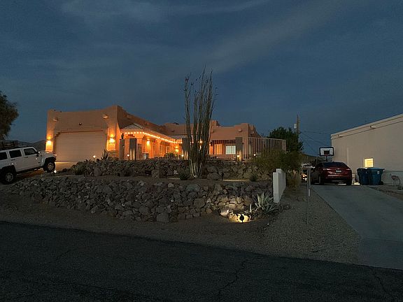 4th image of 3998 Bear Dr