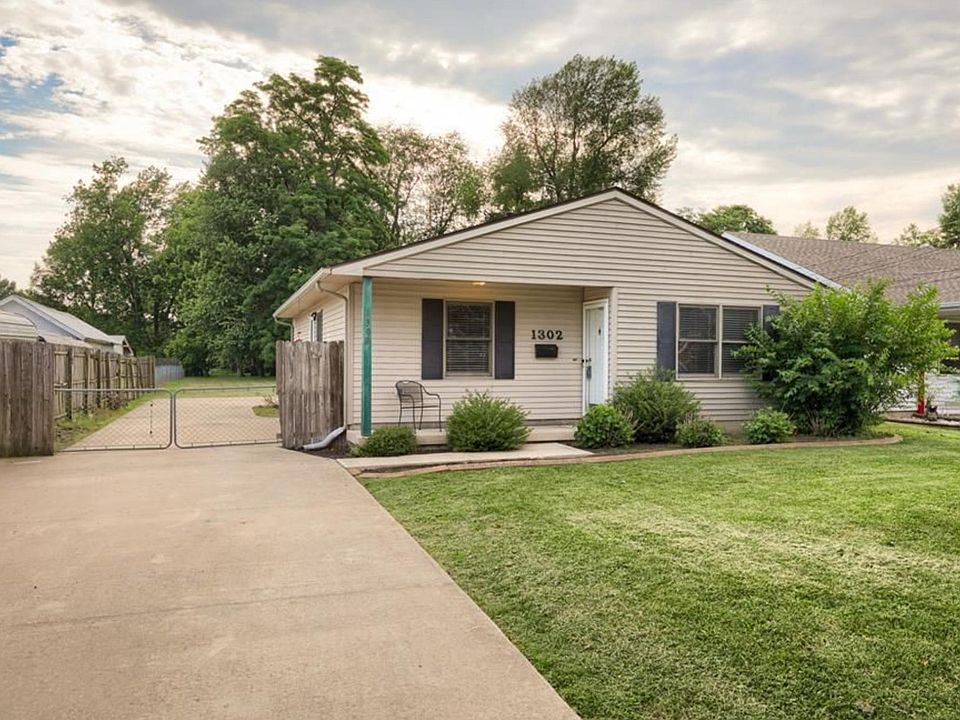 1st image of 1302 Venable Ave