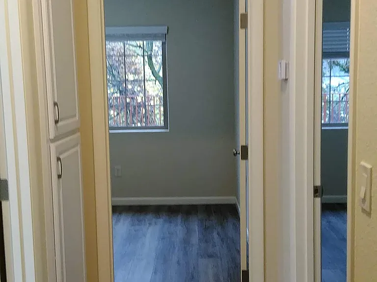 100B Jefferson St — Photo 8