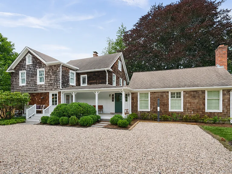 46 Maple Ln — Photo 1