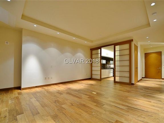 3rd image of 3750 Las Vegas Blvd S