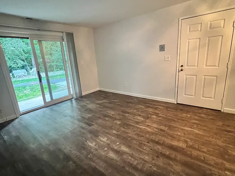 4 Bridgeview Cir #29 — Photo 8