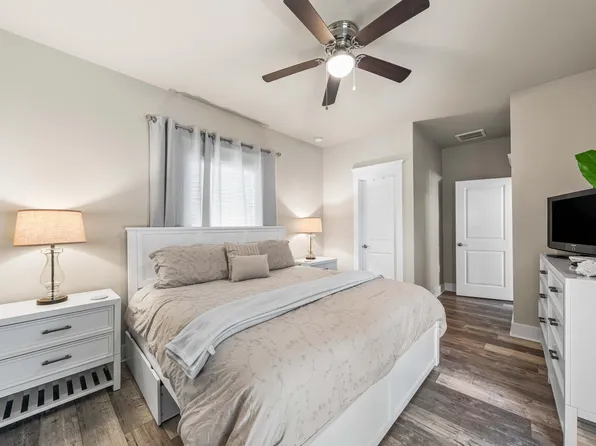 95 1st St, Santa Rosa Beach, FL 32459