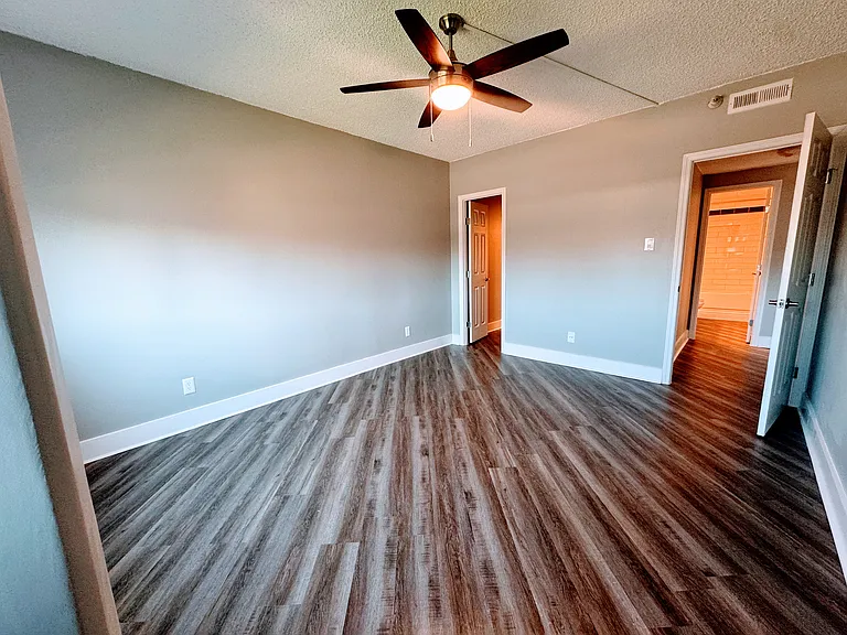 Clear Lake Place — Photo 99