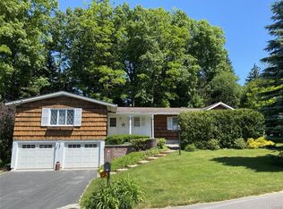 25 Hickory Ln, Cazenovia, NY 13035