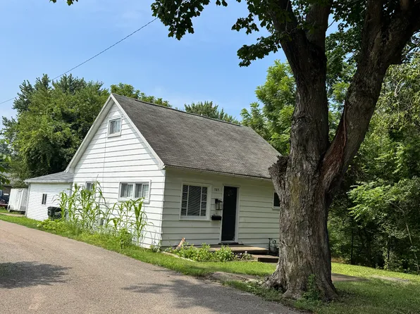 101 N 9th St, Byesville, OH 43723