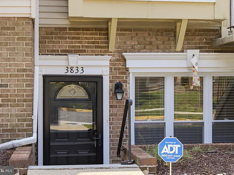 3833 Lansdale Ct #82 — Photo 4