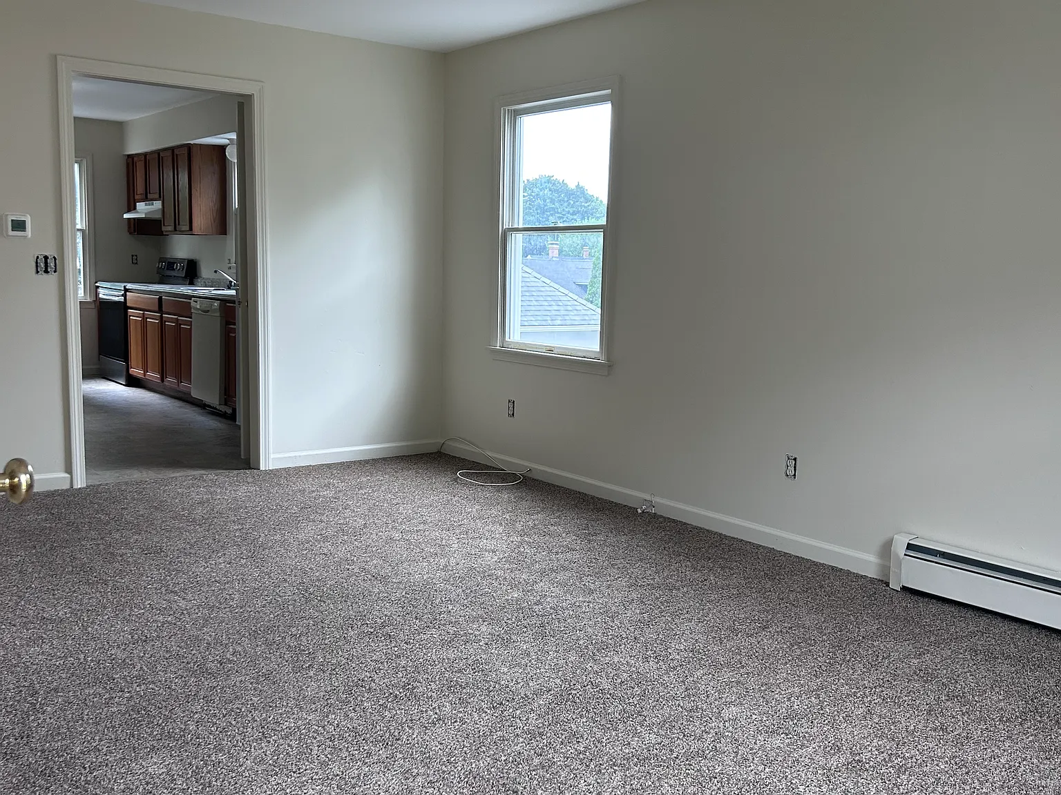 3 bed, 1.5 bath, 1125 sqft, $2,250 — Photo 4