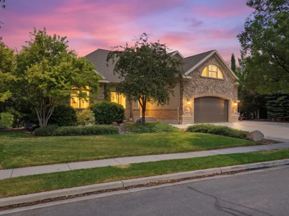 6748 W Canterbury Dr, Highland, UT 84003