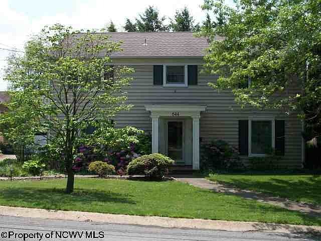 1st image of 644 Killarney Dr