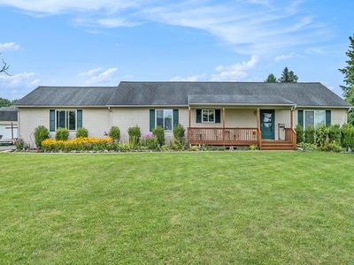 701 Chase Lake Rd, Howell, MI, 48855