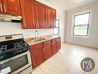 Rented by Realty 2000 Corp