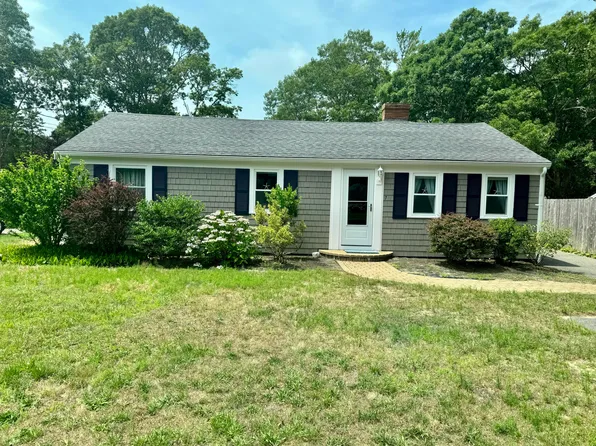 7 Eldridge Road, South Yarmouth, MA 02664