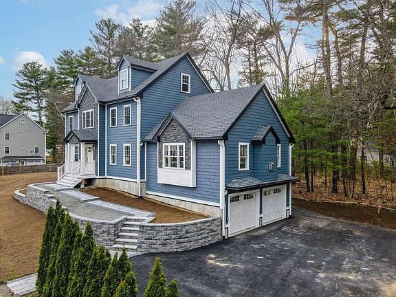 2nd image of 23 Pomfret Rd