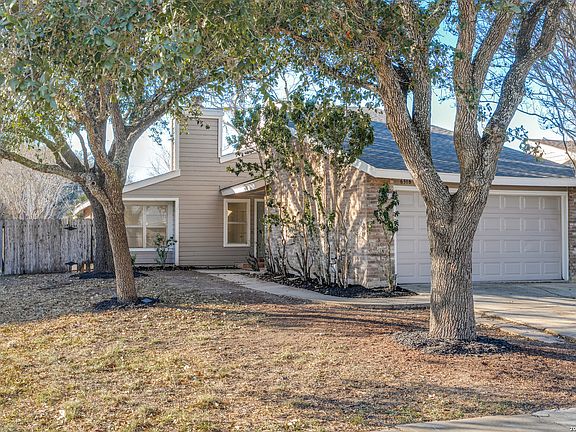 2nd image of 6318 Club Oaks #25
