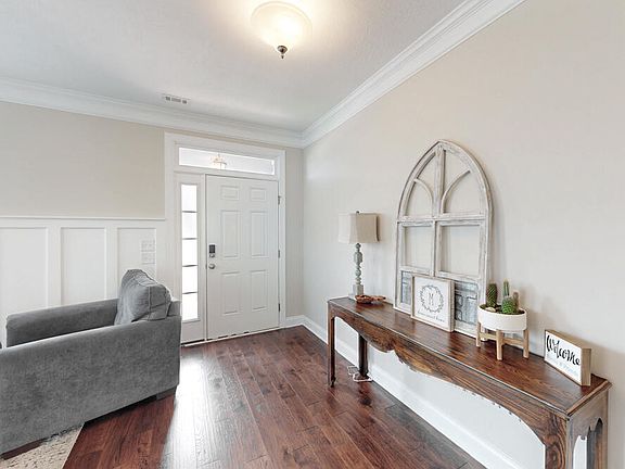 2nd image of 2216 Kendall Park Dr