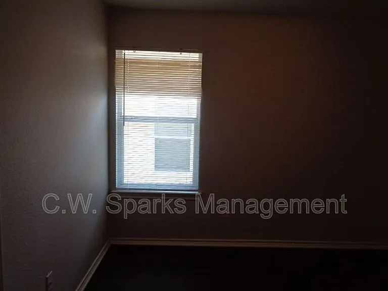13651 Biggs St — Photo 14