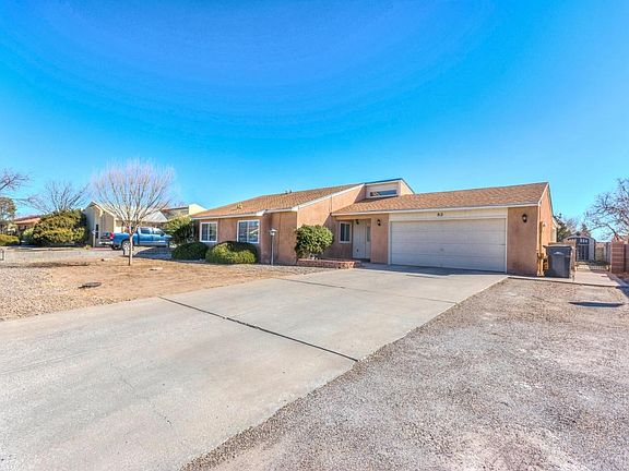 82 Dakota Morning 734