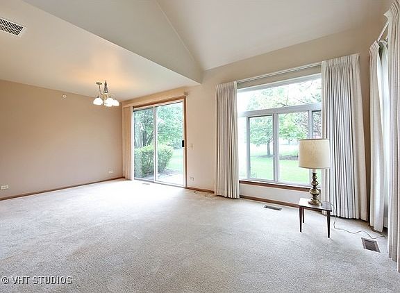 3rd image of 1122 E Cambria Ln N #1122