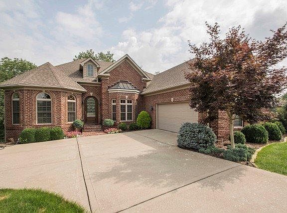 5th image of 332 Prestwick Cir