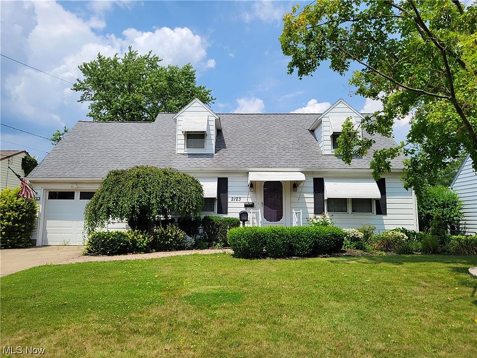 1st image of 2123 Mary Dr NE