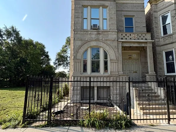 4051 W Monroe St, Chicago, IL 60624