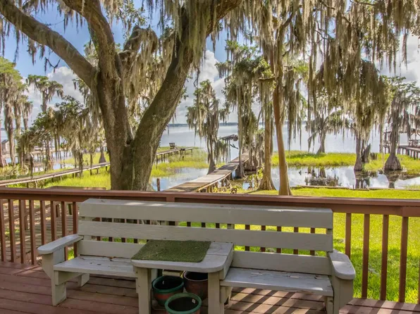 7925 NE 221st St, Melrose, FL 32666