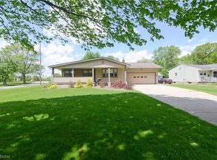 374 Beechcrest Ave, Youngstown, OH