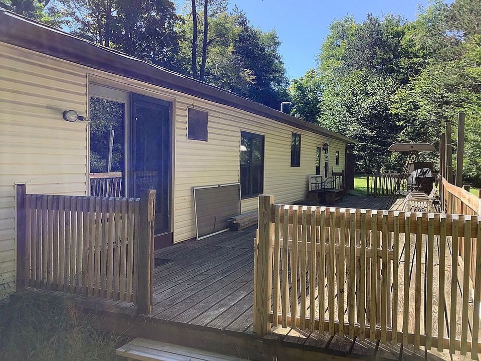 2nd image of 126 Lakewood Dr