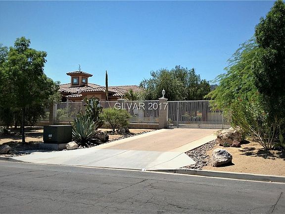 3rd image of 943 San Eduardo Ave