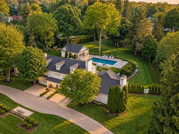 232 Guilford Rd, Bloomfield Hills, MI 48304