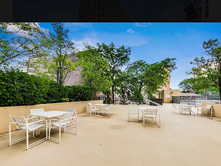 4343 N Clarendon Ave #2718 — Photo 8