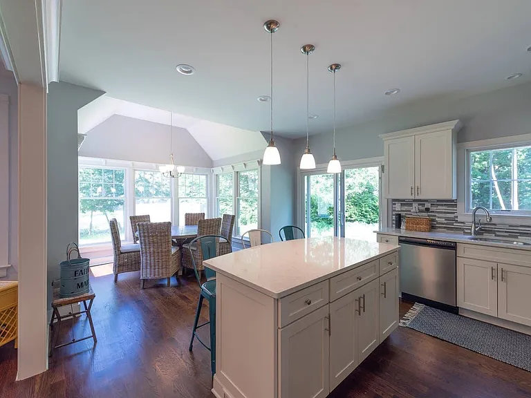 133 Norfolk Dr — Photo 6