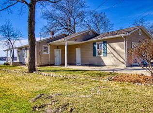 8283 E Wade Ln, North Webster, IN