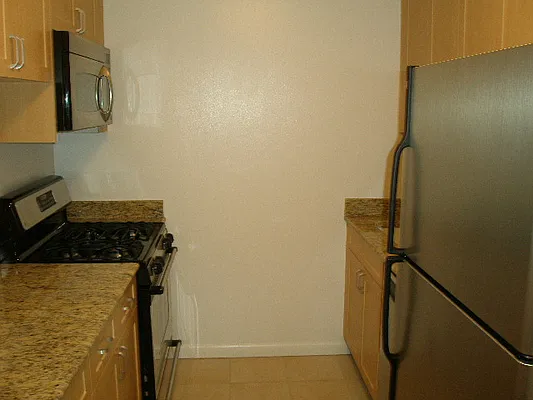 Rented by Stonehenge NYC LLC | media 15