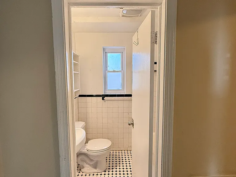 8316 Roanoke Ave #1 — Photo 7