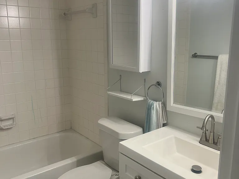 3215 Beneva Rd #204 — Photo 9