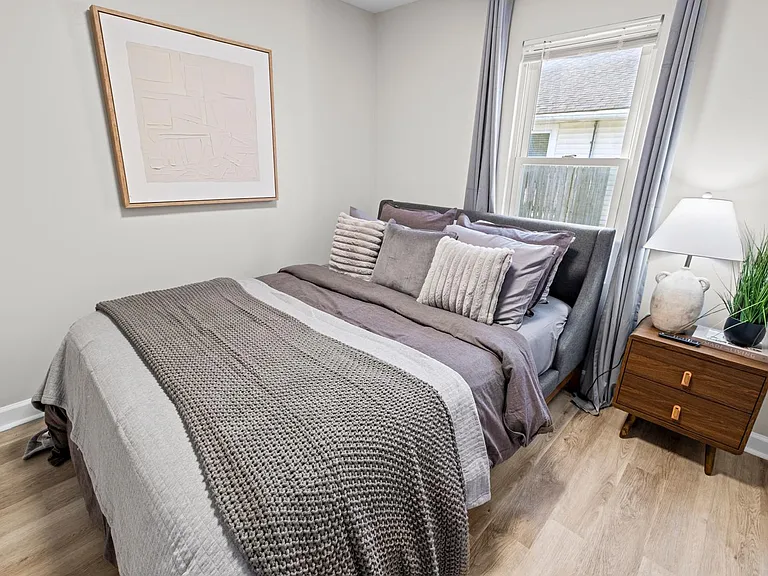 167 Mayfield Ave — Photo 10