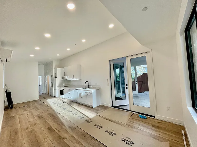 4045 Georgia St #2 — Photo 1