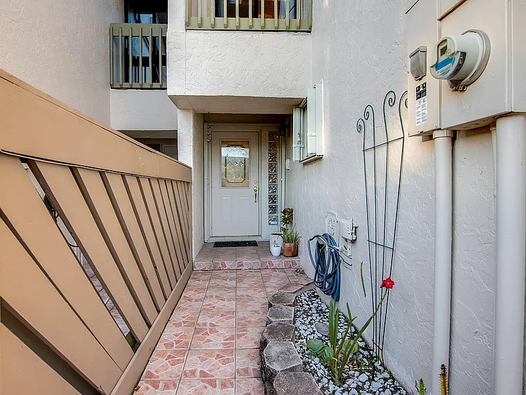 22860 Ironwedge Dr — Photo 46