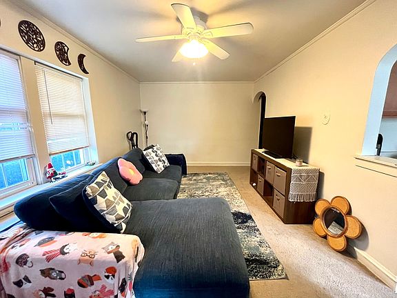 3rd image of 4272 N Wilson Dr #2