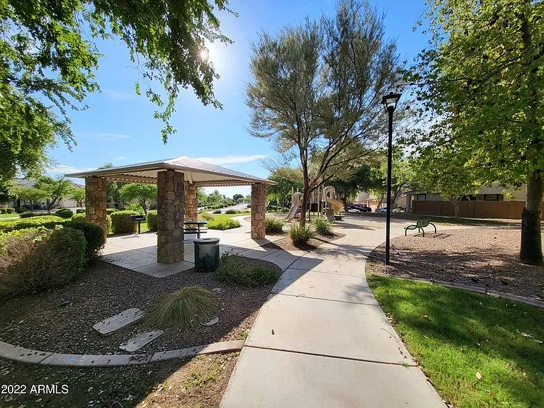 10056 E Isleta Ave — Photo 27